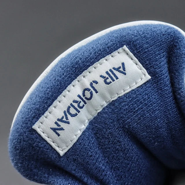 Nike SB x Jordan Air Jordan 4 "Navy"