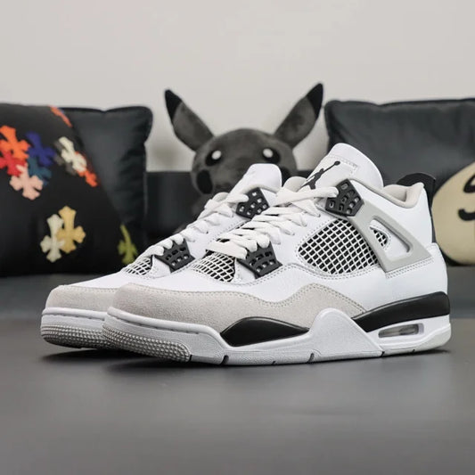 Air Jordan 4 Retro "Military Black"