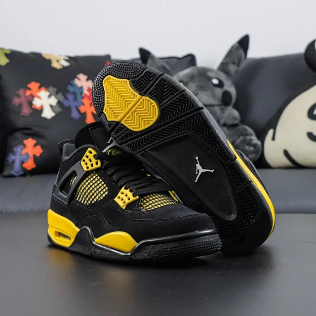 Nike Air Jordan 4 Retro Thunder
