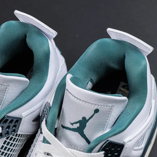 Air Jordan 4 “Oxidized Green”