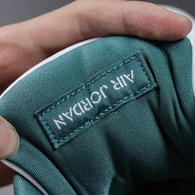 Air Jordan 4 “Oxidized Green”