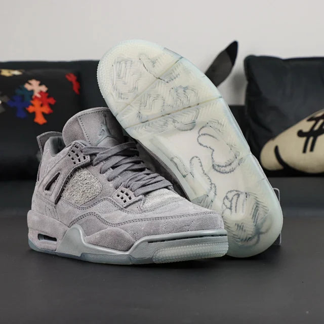 Air Jordan 4 Retro Kaws