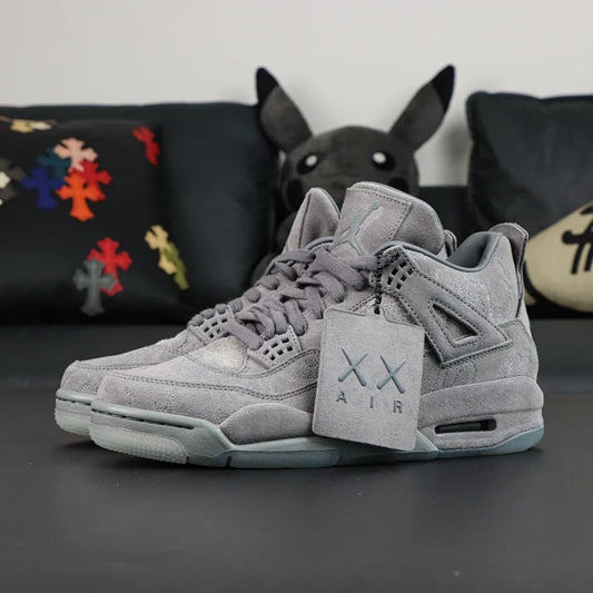 Air Jordan 4 Retro Kaws