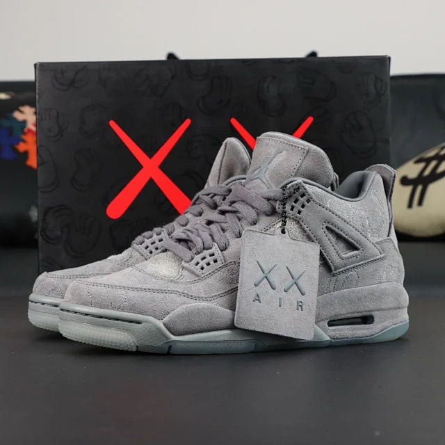 Air Jordan 4 Retro Kaws
