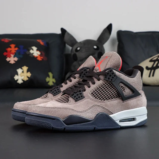 Nike Air Jordan 4 Retro „Taupe Haze”