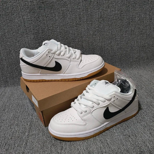 Nike Dunk SB Low